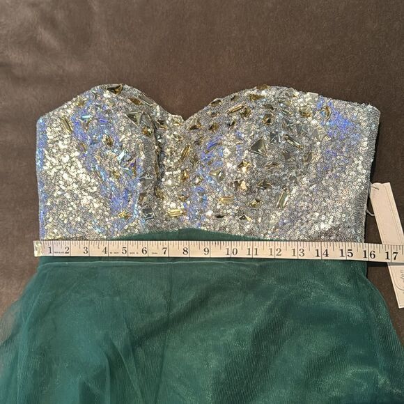 Women’s Green & Silver Full Length Prom Party Dress CorsetBack Size L NWT - Picture 10 of 14